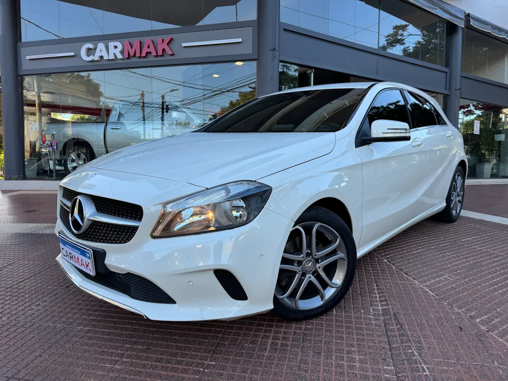 MERCEDES BENZ A 200 - Vista principal